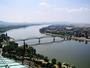 a city on the banks of a large stream