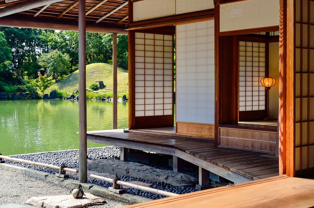 Traditional Japanese House sliding doors