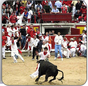 Spanish 1, El día y La fecha...... In El Día y La Fecha, we are going to talk about days and dates. You will learn some dates that are special days of celebration in the Spanish-speaking world, such as the one above, where townspeople are celebrating San Fermín in Pamplona, Spain.
