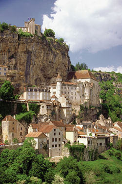 Image: Rocamadour Castle on a hill, Dorgogne River Valley, Perigord Region, France; Thinkstock.com