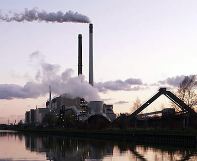 A coal powered power plant in Datteln (Germany) at the Dortmund-Ems-Kanal